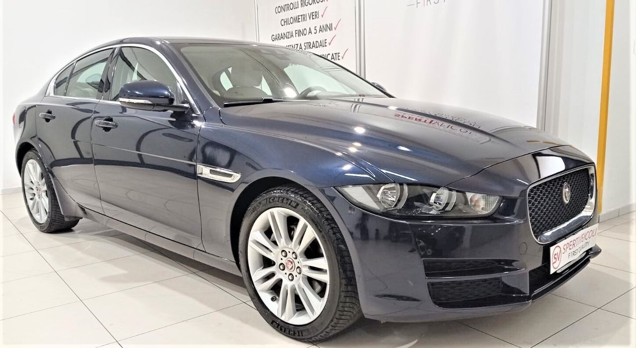 JAGUAR XE