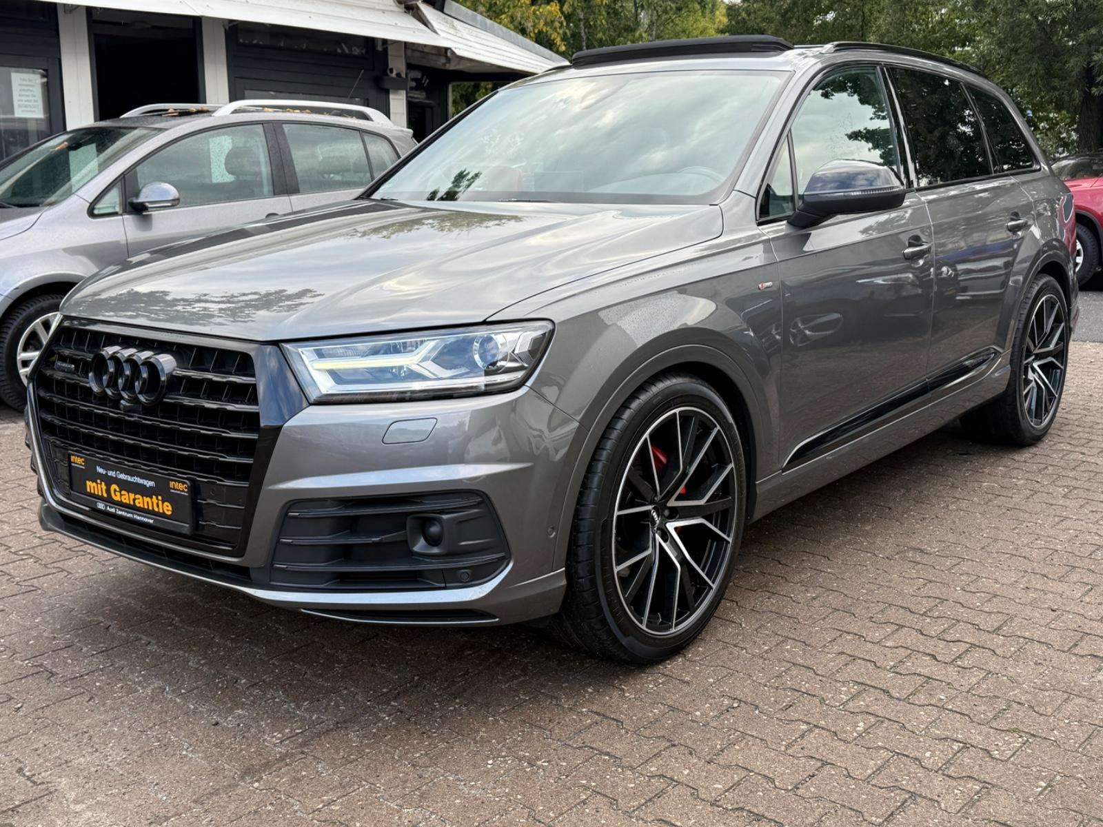 Audi Q7 3.0 TDI quattro S-LINE PANO*LED*CAM