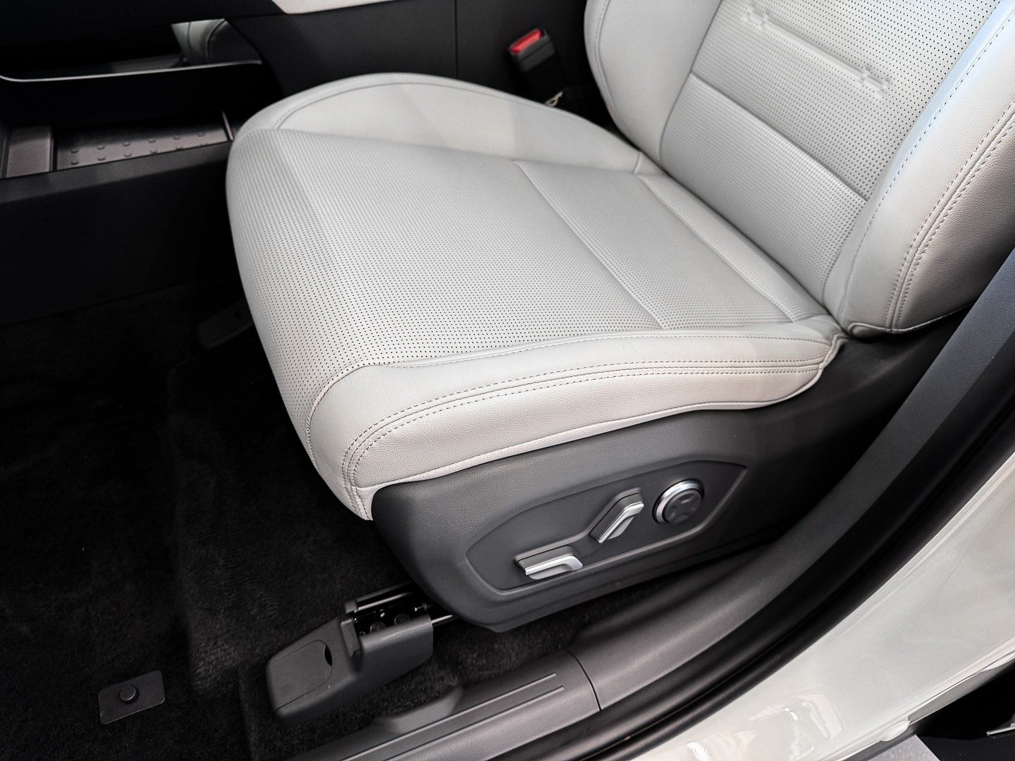 Hyundai SANTA FE - Bild 13