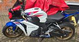 Honda CBR1000  - HONDA 2009 CBR 1000