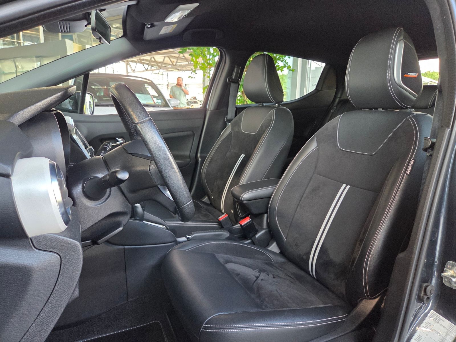 Fahrzeugabbildung Nissan Micra N-Sport Aut. BOSE KLIMA RFK SHZ ALU