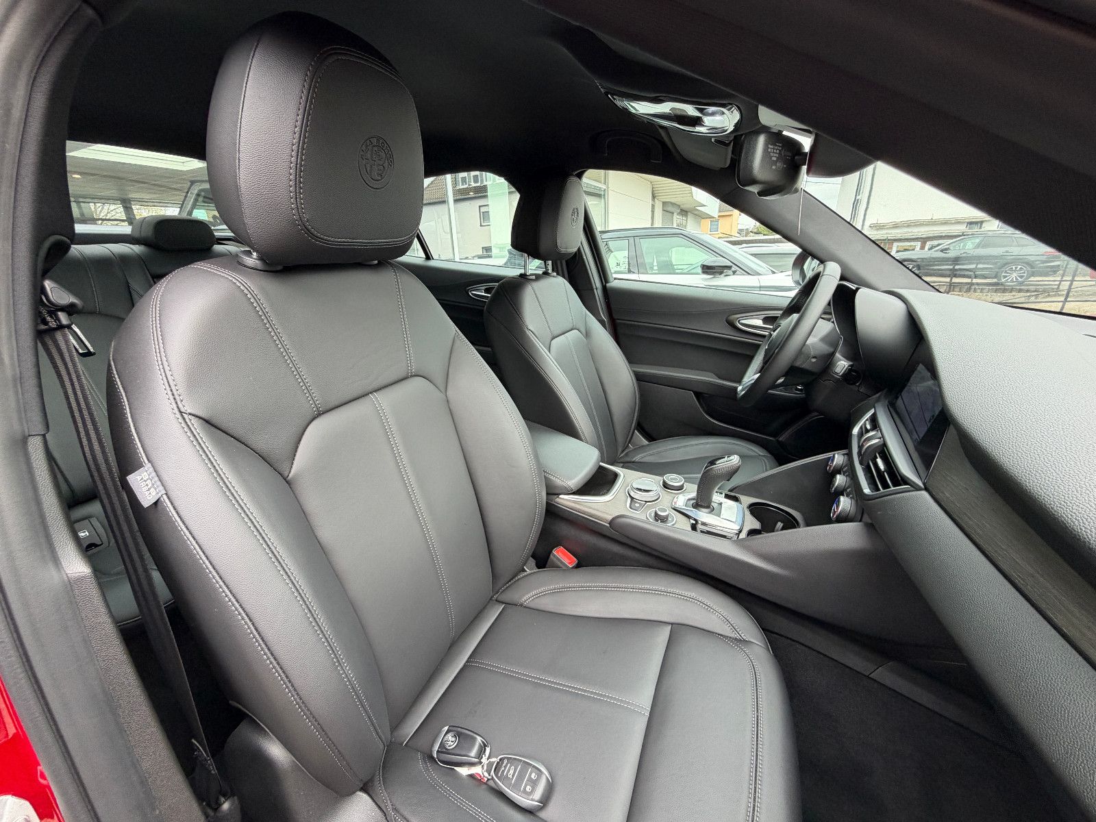 Fahrzeugabbildung Alfa Romeo Giulia Ti Q4/MEMORY/ACC/NAVI/KAMERA/SHZ