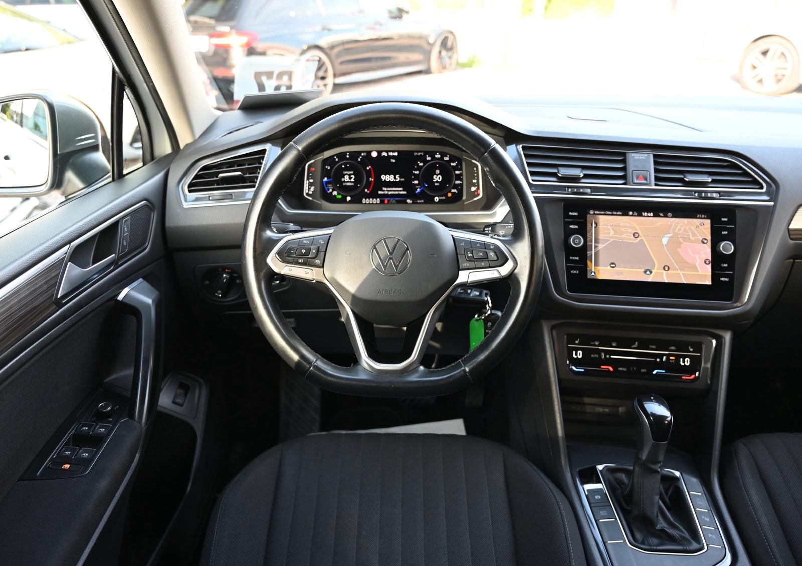Volkswagen Tiguan Allspace 1.5 TSI 7SITZ*ACC*HUD*Kamera*AHK