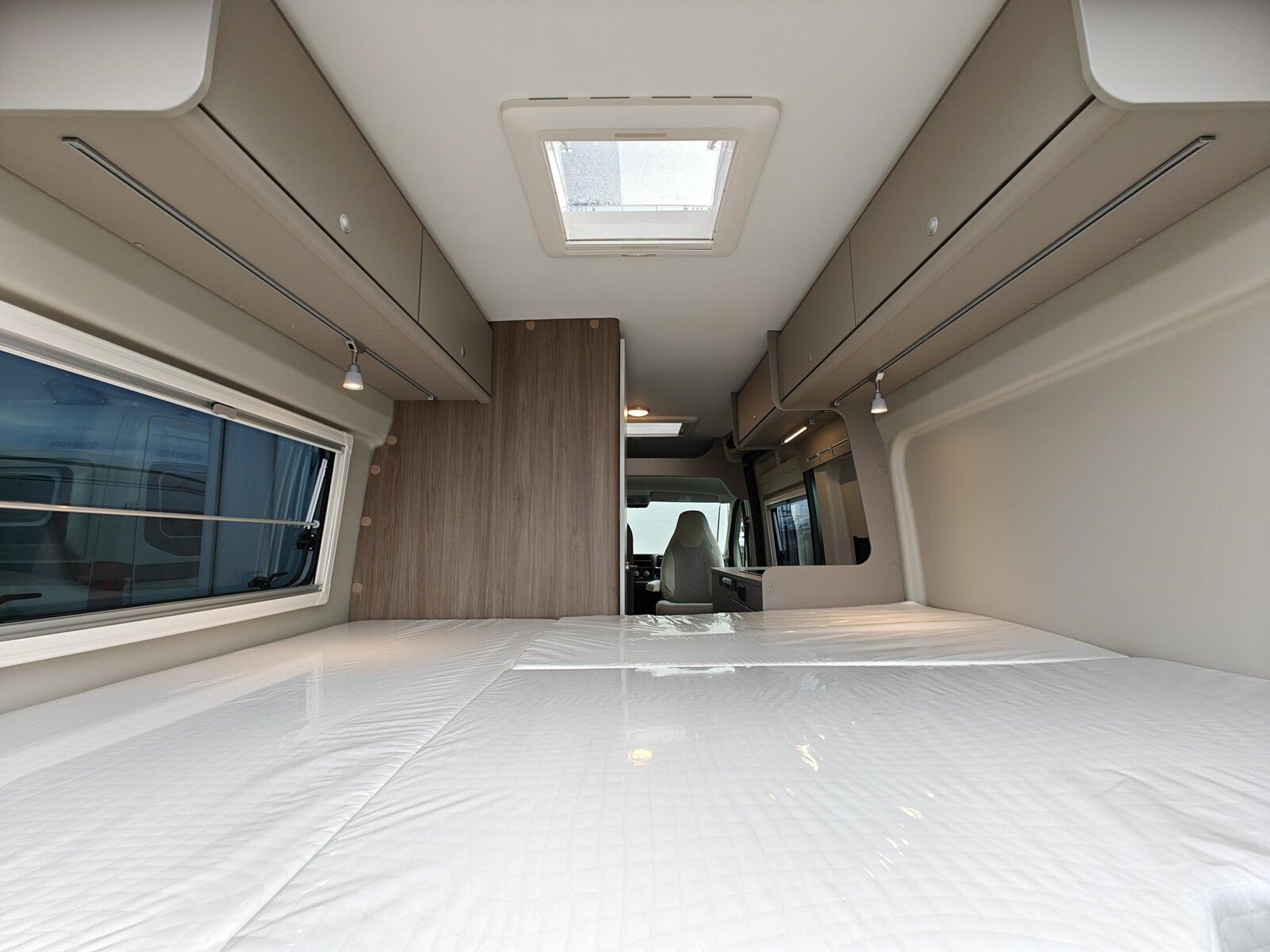 Fahrzeugabbildung Carado CV 600 SIE SPAREN ÜBER 6.009