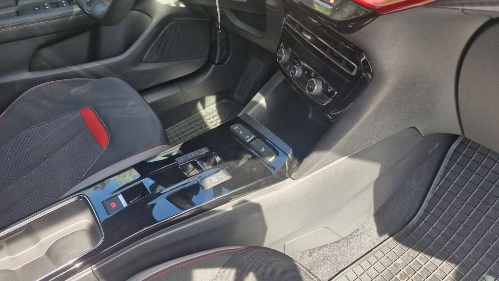 Autohaus Zimpel -  Opel Mokka GS 1.2T Klimaautomatik+DAB+Kamera+CarPlay - Bild 12