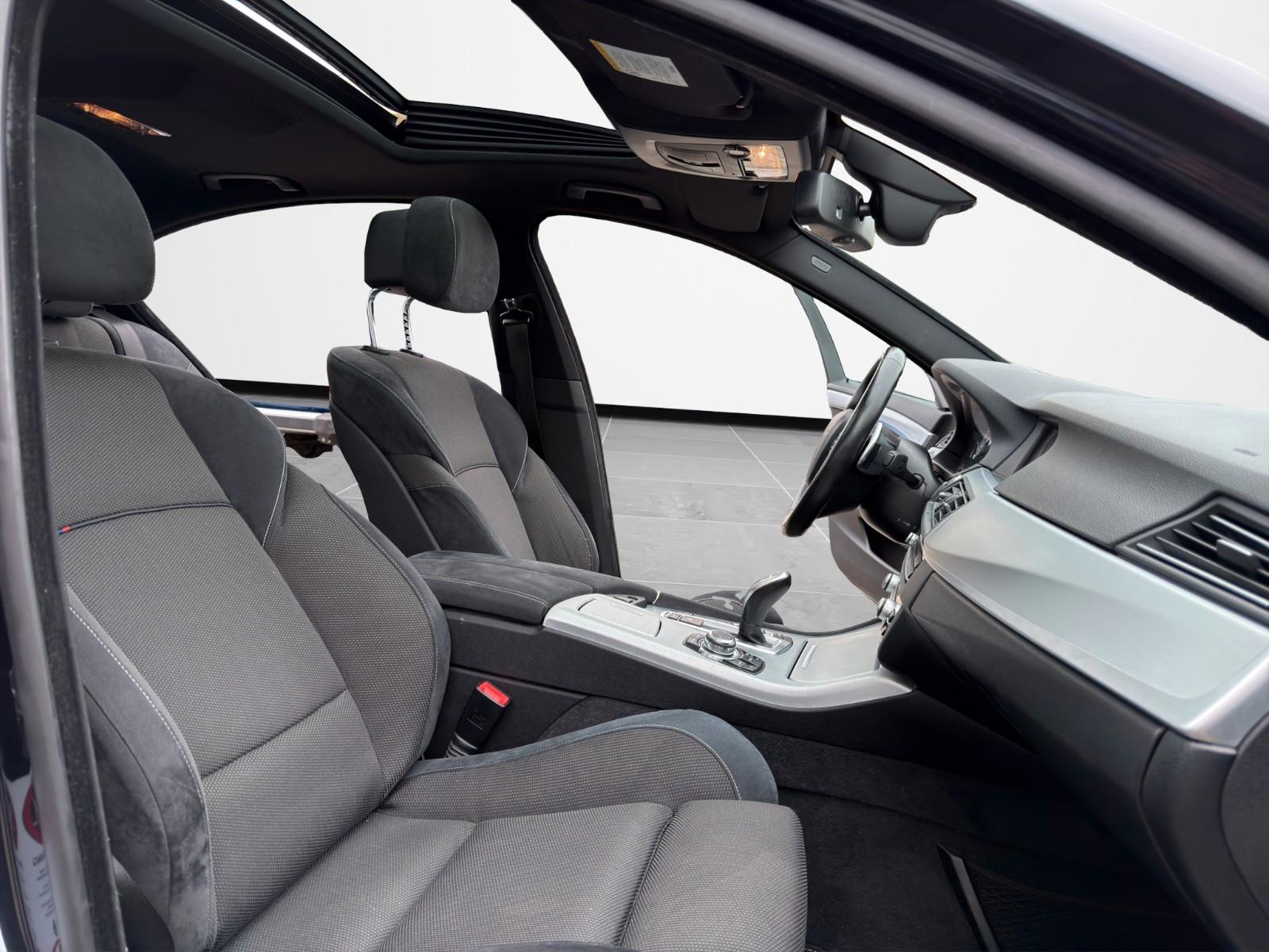 BMW 528i F10 M Sport | 245 ch | BVA | Toit ouvrant | Caméra de recul | Sièges chauffants | Bi-xénon | GPS Professional
