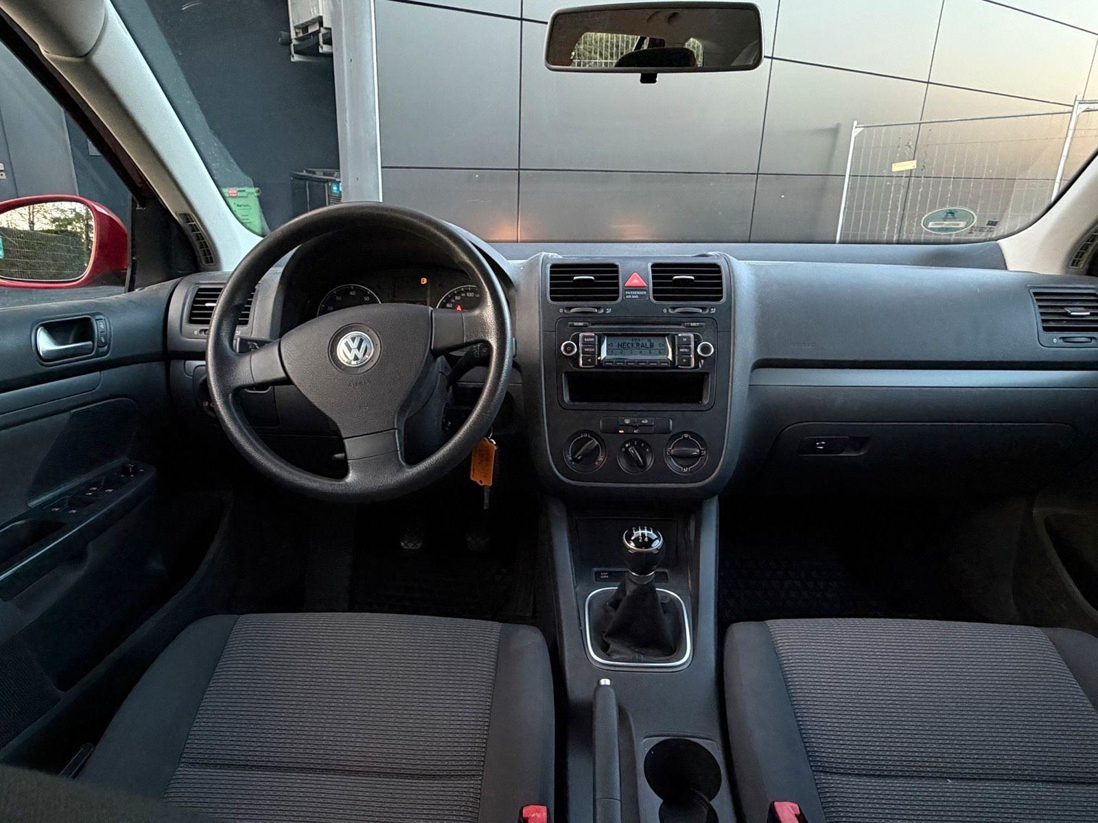 Volkswagen Golf 2010 — photo 13