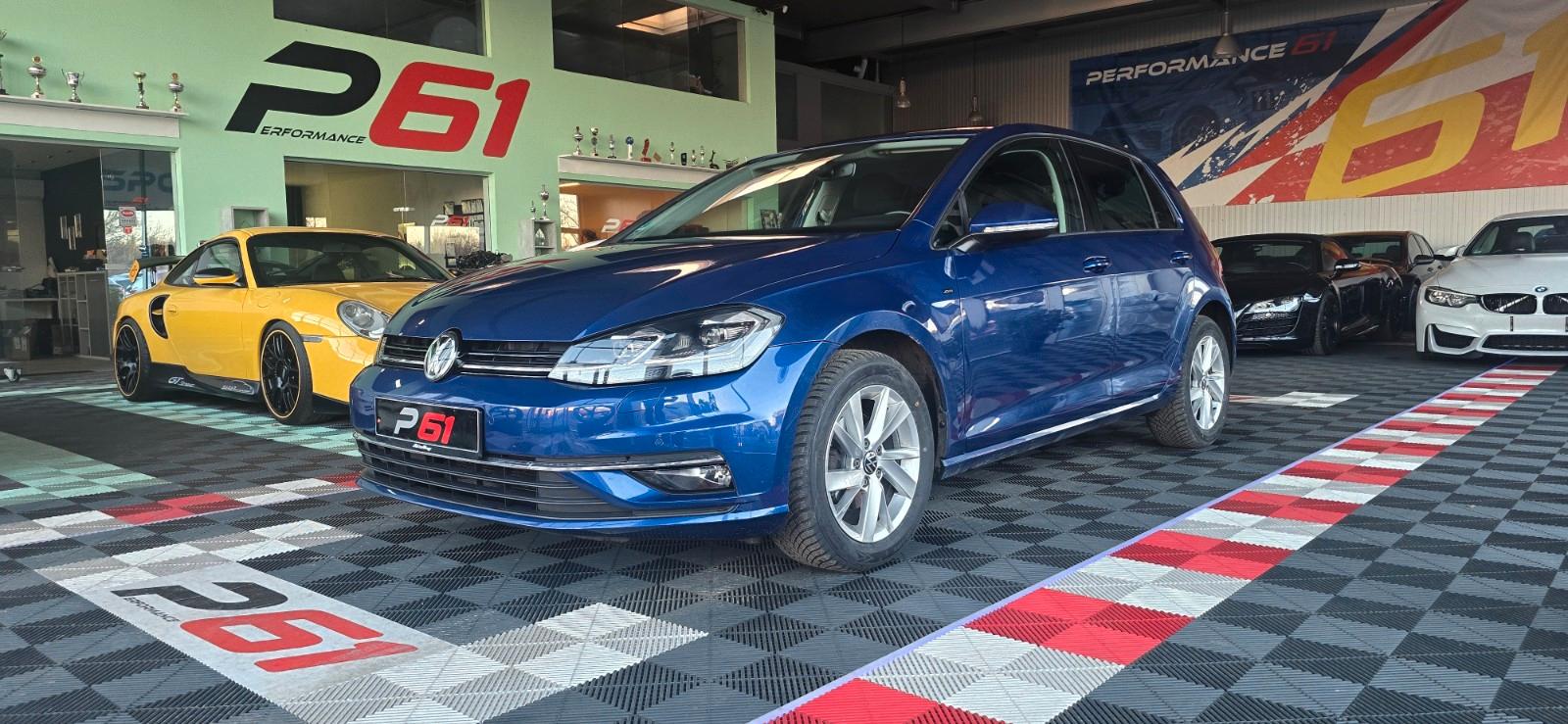 Volkswagen Golf VII Lim. AHK/Standheizung/ Apple Car Play