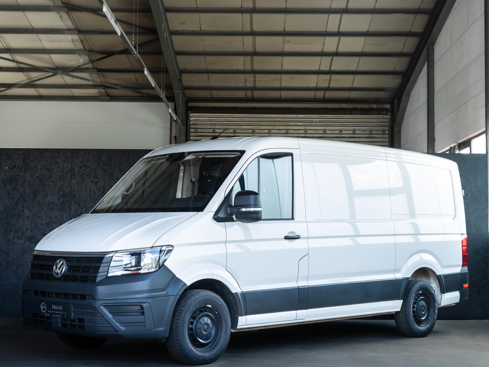 Volkswagen Crafter Kasten Kasten 30 mittellang FWD