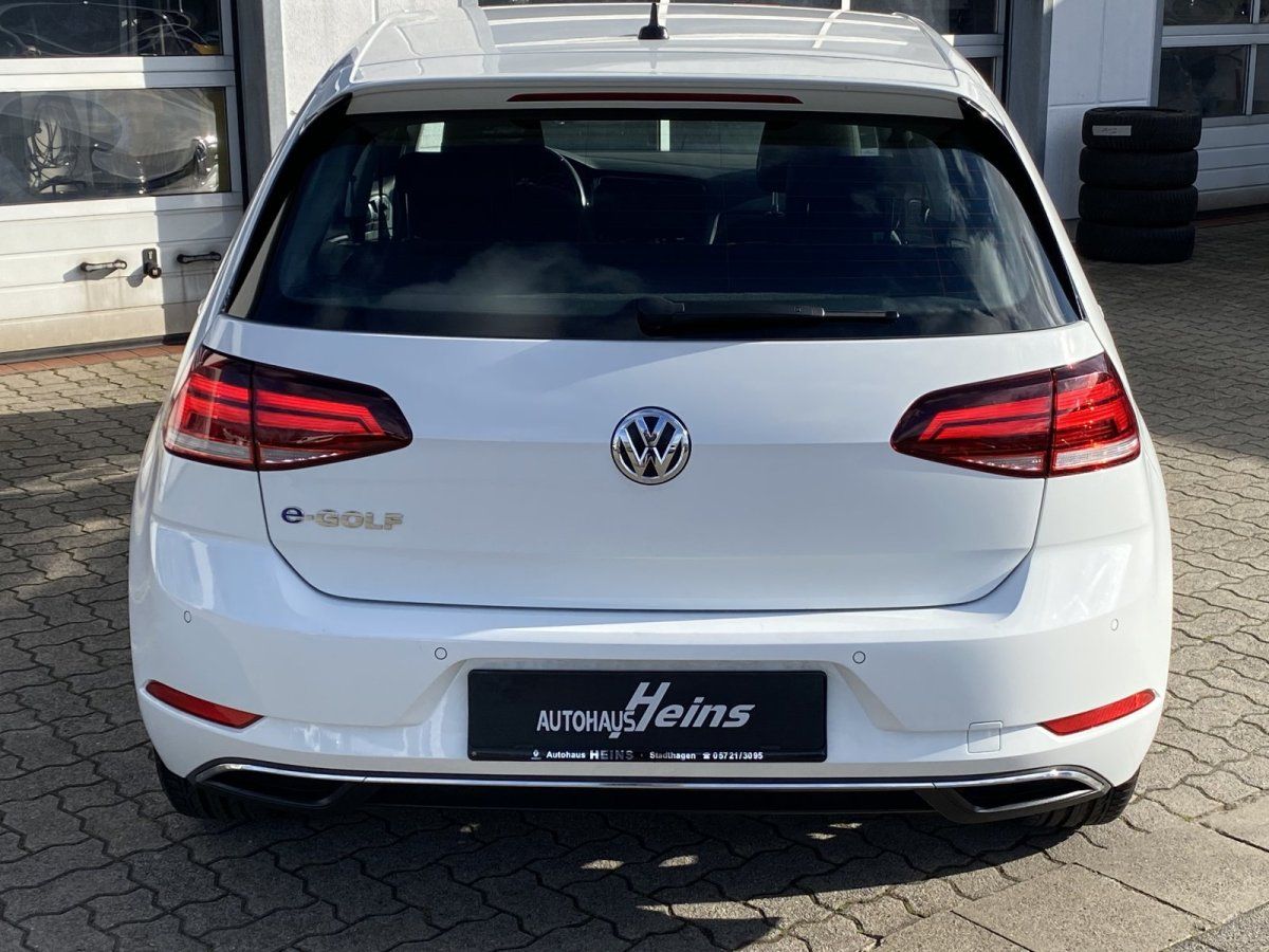 Fahrzeugabbildung Volkswagen Golf VII Lim.   e-Golf LED Navi PDC Alu