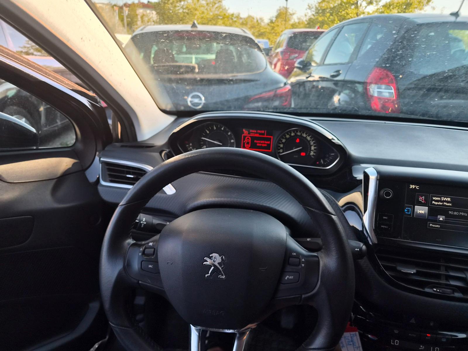 Peugeot 2008 Active 1.Hand Tüv 01.2027