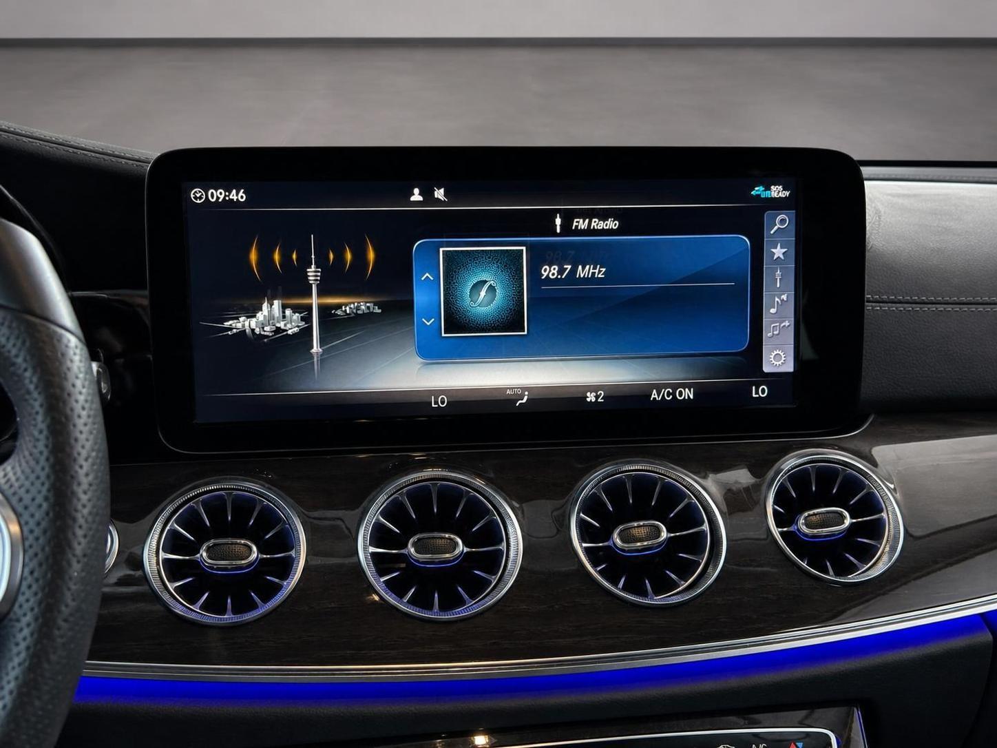 Mercedes-Benz CLS 220 *1. Hand + LED + Ambiente*