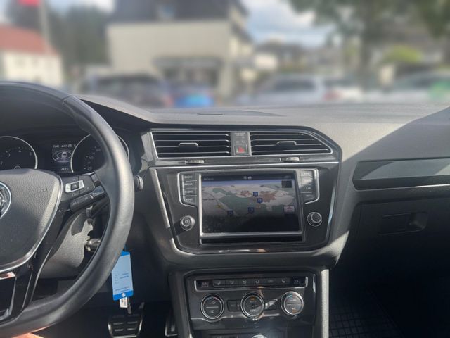 Tiguan Highline 4Motion 2.0 TSI DSG R-Line Navi 