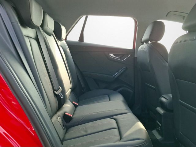 Q2 35 TFSI S-TRONIC S-LINE+NAVI+MATRIX+ACC+CAM