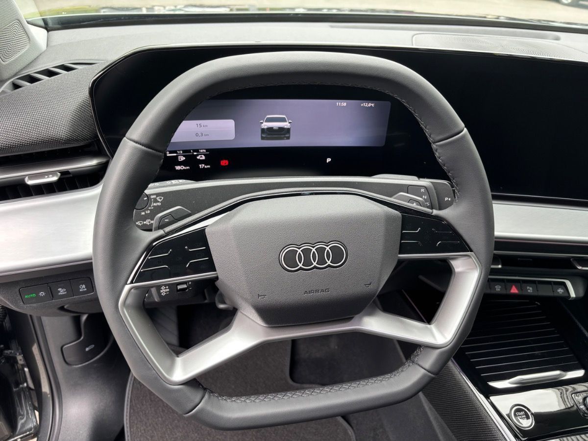 Audi Q3 e-hybrid S tronic foto 17
