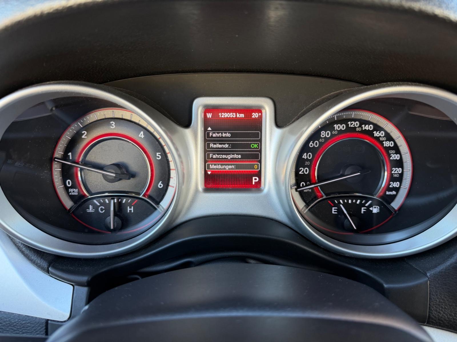 Fiat Freemont*7SITZER*AUTOMATIK*2HAND*AHK*KAMERA*SHZ