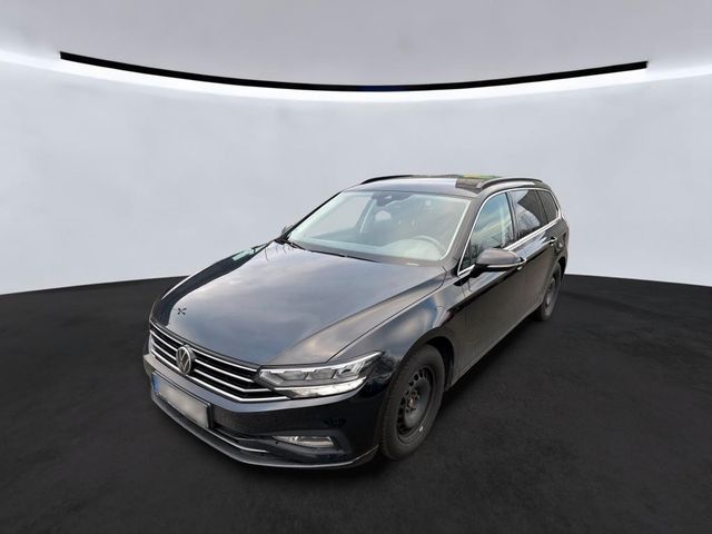 VW Passat Variant Business 2.0TDI DSG Navi AHK SHZ