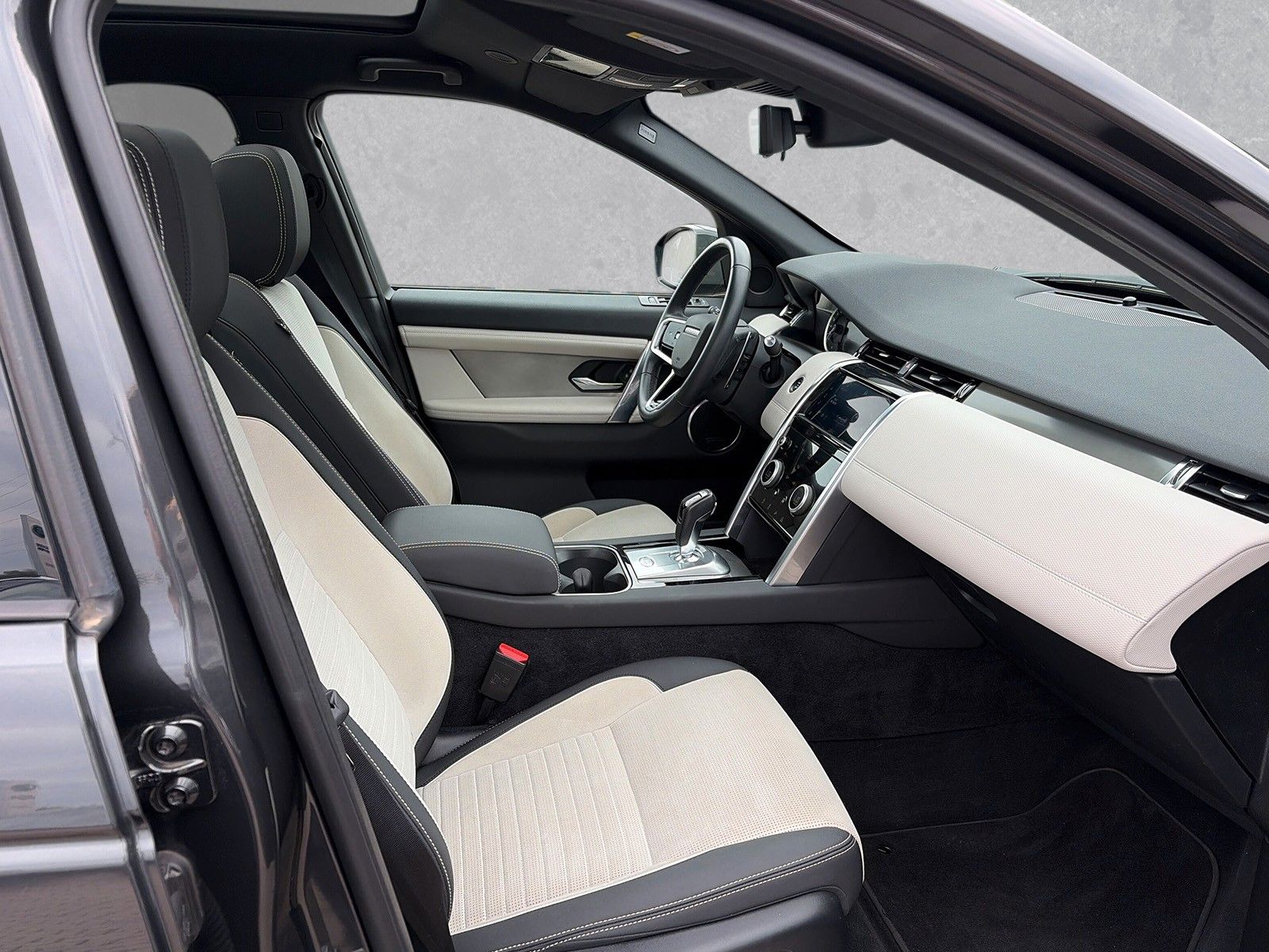 Land Rover Discovery Sport D200 URBAN EDITION AHK SHZ foto 3