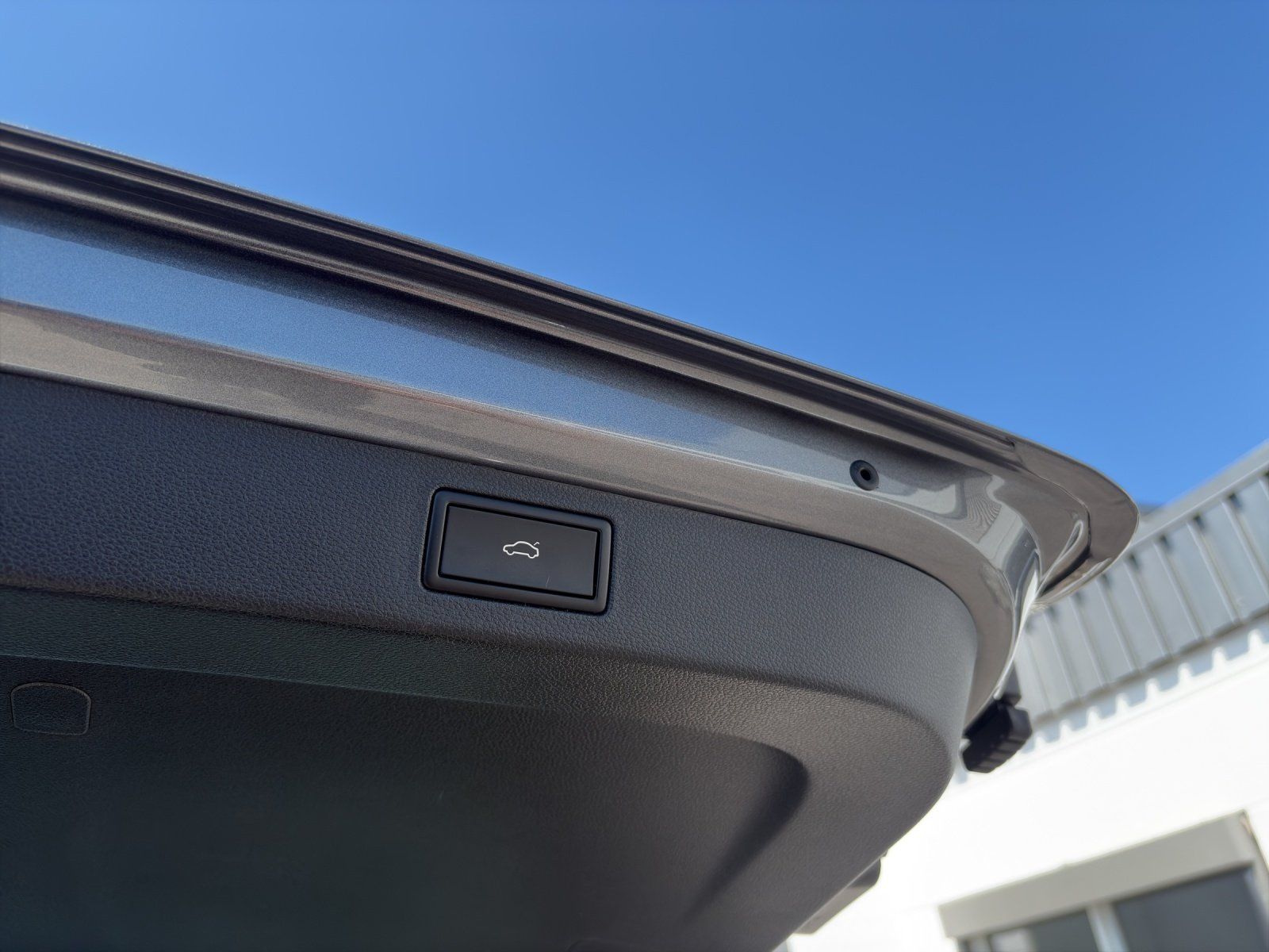 Fahrzeugabbildung SKODA Kamiq 1.5 TSI Tour/KAMERA/VIRTUAL/SMART-LINK/