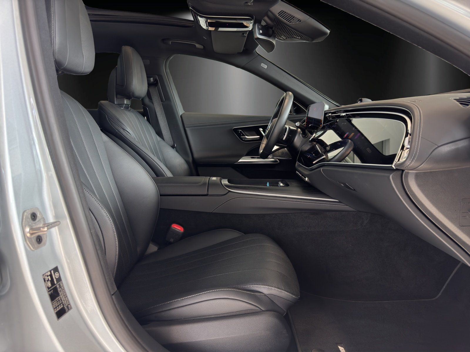 Fahrzeugabbildung Mercedes-Benz E300de T €110k AMG Prem+ Hyper DISTR Massage AHK