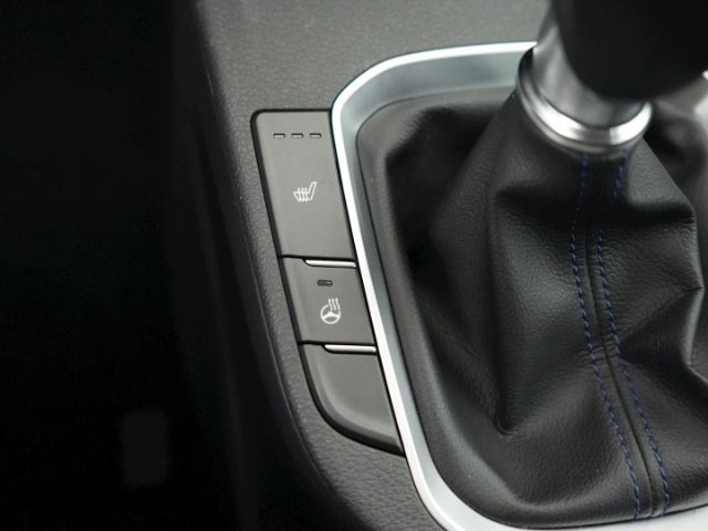 i30 PASSION+RÜCKFAHRKAMERA+SITZ-/LENKRADHEIZUNG+