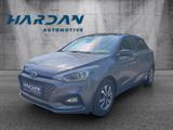 Hyundai i20 Style, Pano, Kamera, Navi! - gebrauchte Hyundai i20 aus dem Jahr 2018