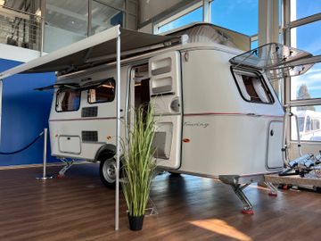 Fahrzeugabbildung HYMER / ERIBA / HYMERCAR Eriba Touring 530 - Legend -Modell 2023