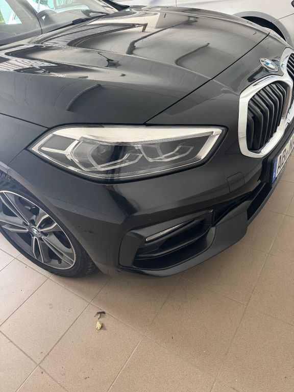 Image of BMW 118