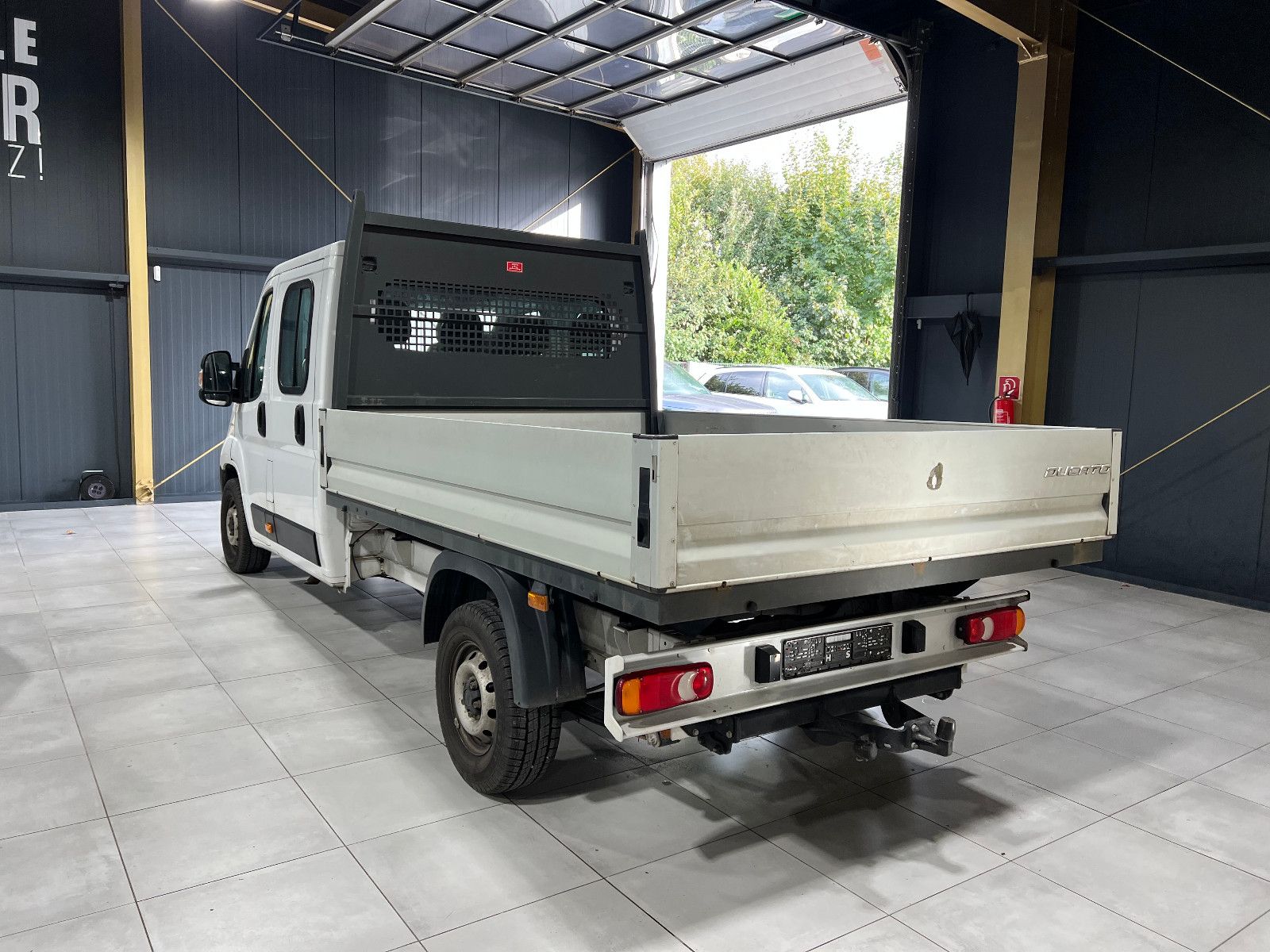 Fahrzeugabbildung Fiat Ducato Pritsche/Doppelk. 35 160 L4 7-SITZER