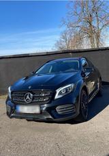 Mercedes-Benz Mercedes Benz GLA 180 AMG Line - Mercedes-Benz GLA 180 aus 2020