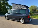 Volkswagen T6 California Beach Letzte Chance AWD 7Sitze AHK - blaue Volkswagen T6 California