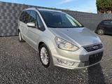 Ford Galaxy 2,0 TDCi 120kW DPF Titanium PowerShif... - Ford Galaxy mit Schiebetür