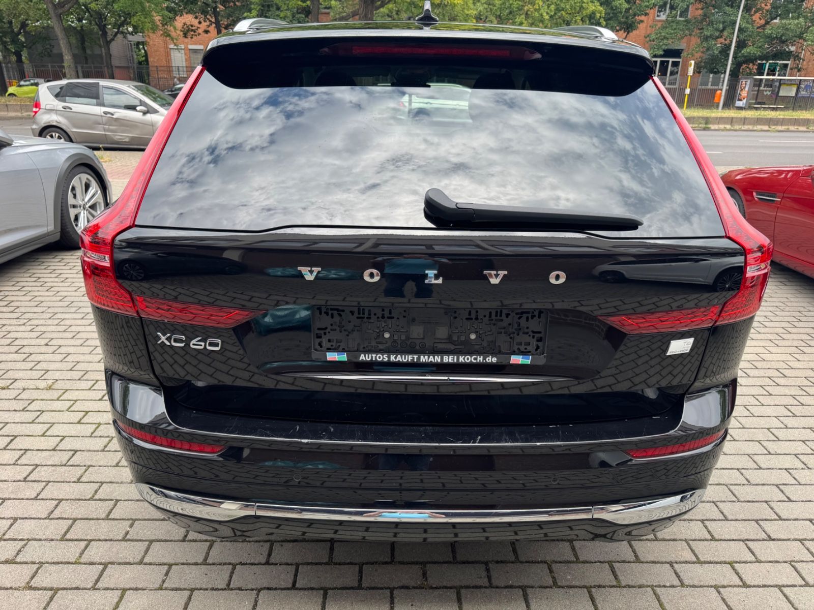 Volvo XC60 Inscription Recharge Plug-In Hybrid AWD foto 10