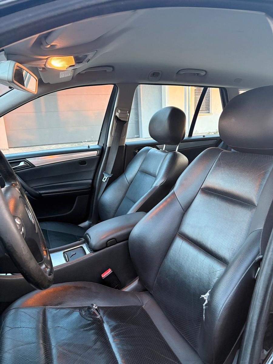 Mercedes-Benz C320 2005 — photo 5