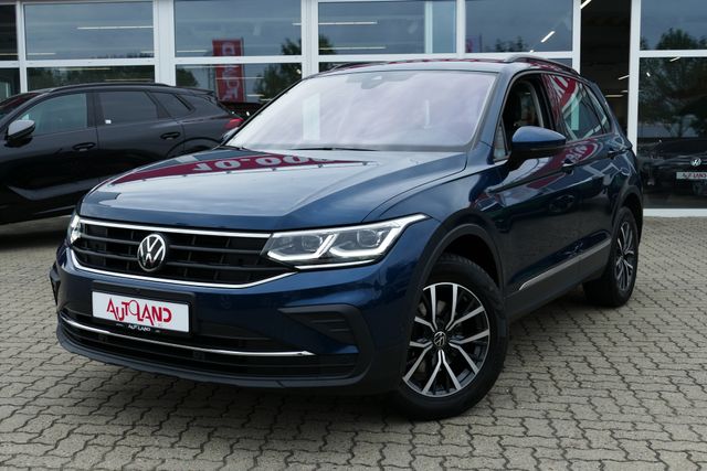 Volkswagen Tiguan 1.5 TSI Active LED Navi AHK 360°