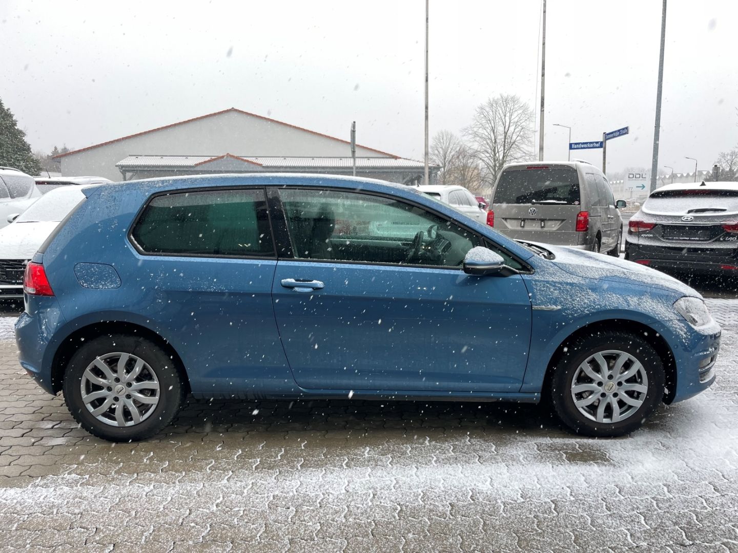 Fahrzeugabbildung Volkswagen Golf VII Cup PDC vo/hi Klimaautomatik SHZ