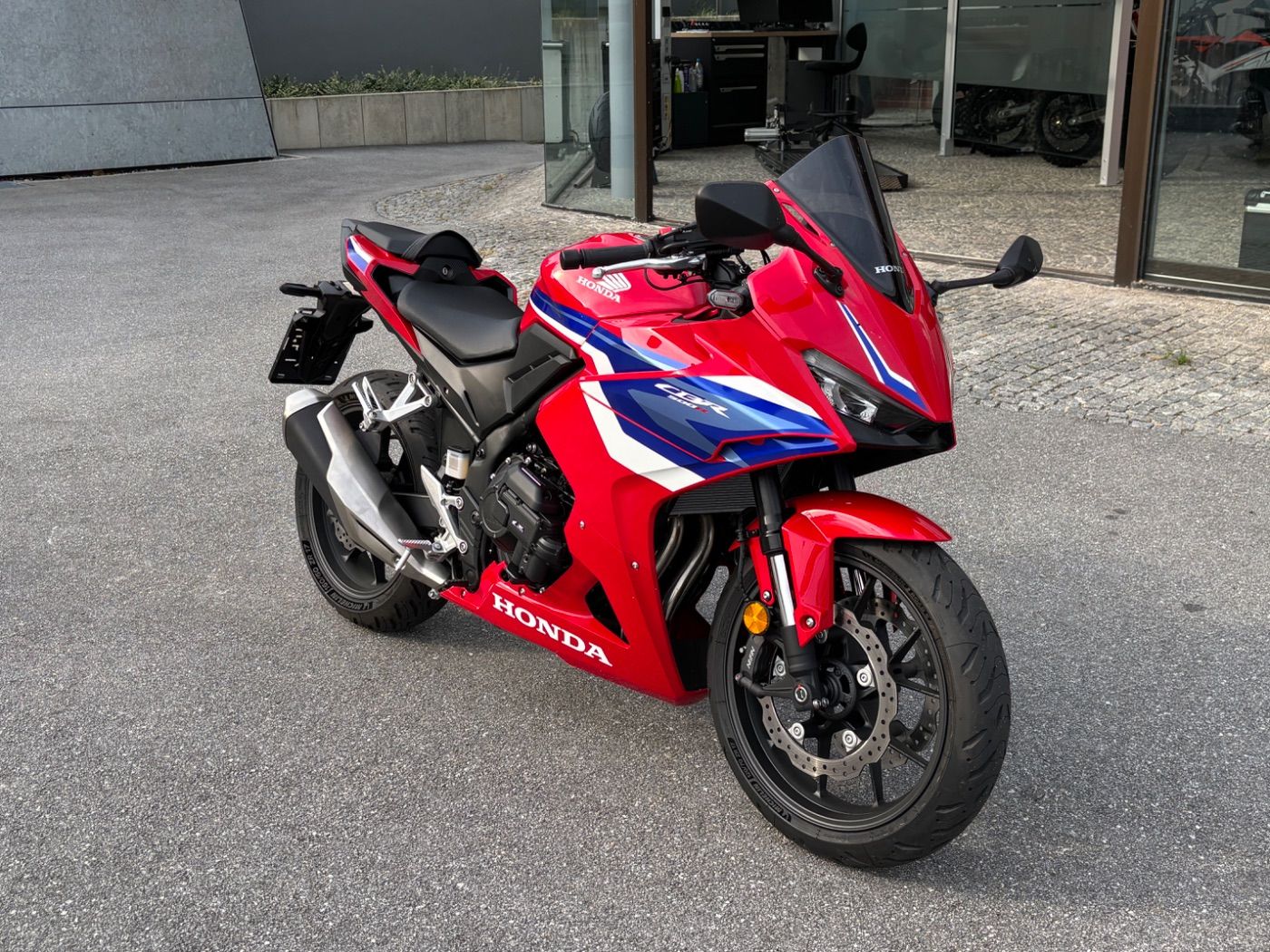 Fahrzeugabbildung Honda CBR 500 R E-Clutch 2026