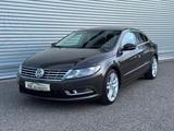 Volkswagen Passat CC NAVI LEDER KAMERA XENON** - Volkswagen Passat CC mit Benzin-Antrieb