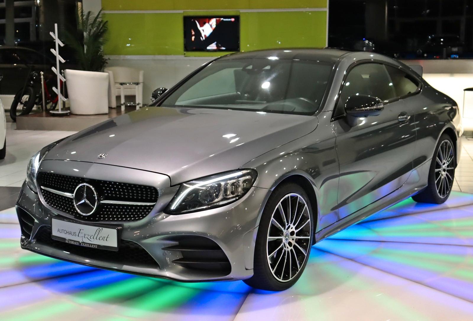 Mercedes-Benz C 300 Coupe AMG line*LEDER*PANO*NAVI*SHZ*ALU*LED