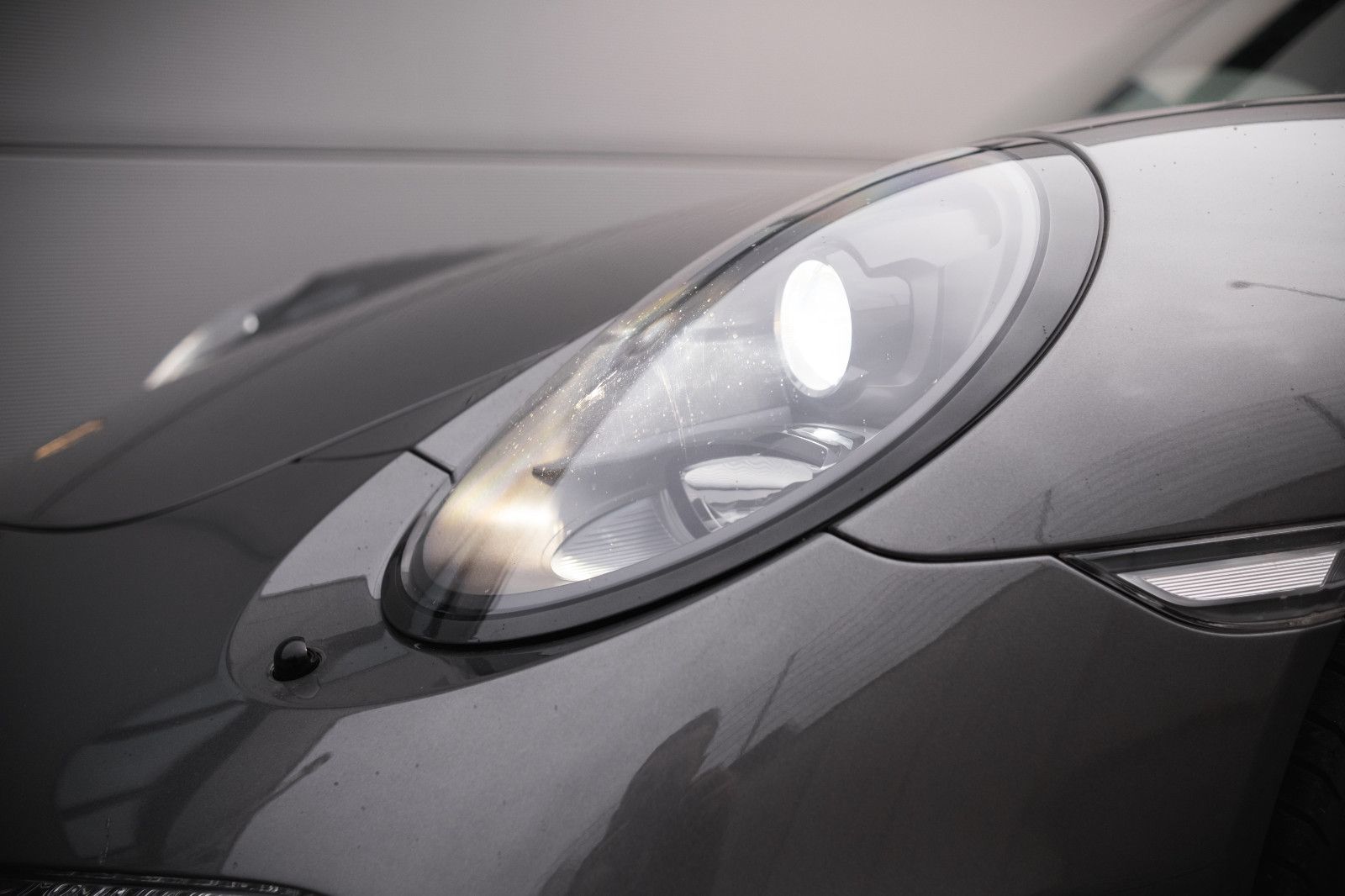 Fahrzeugabbildung Porsche 911/991.1 GTS Cabrio-el. 18Wegesitz-DAB-BOSE