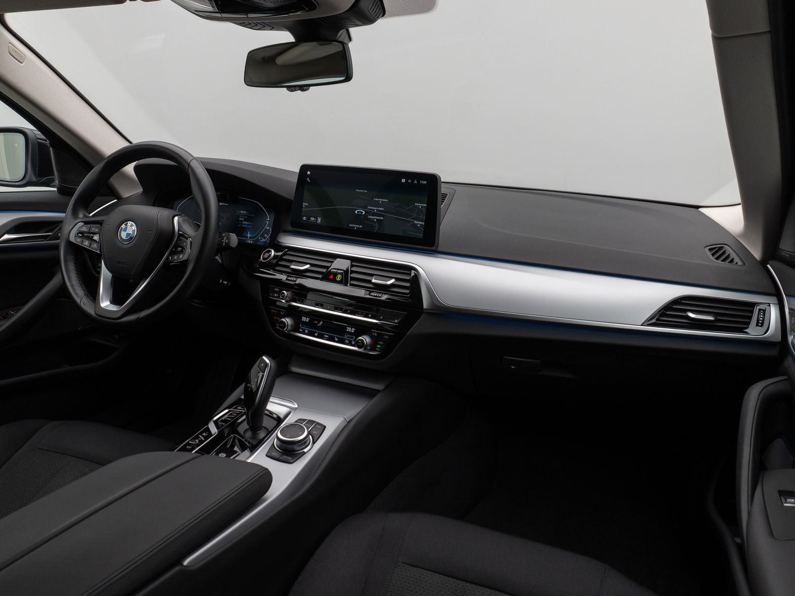 Fahrzeugabbildung BMW 520e  Laser 360° HUD DAB H/K ACC Alarm Komfort
