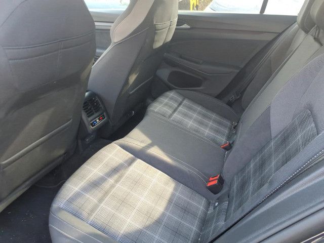 Volkswagen Golf - Bild 5