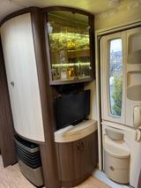 Hobby 720 UKFe Prestige Autark PV 4WD Mover 2,7T - Hagelschaden Wohnwagen