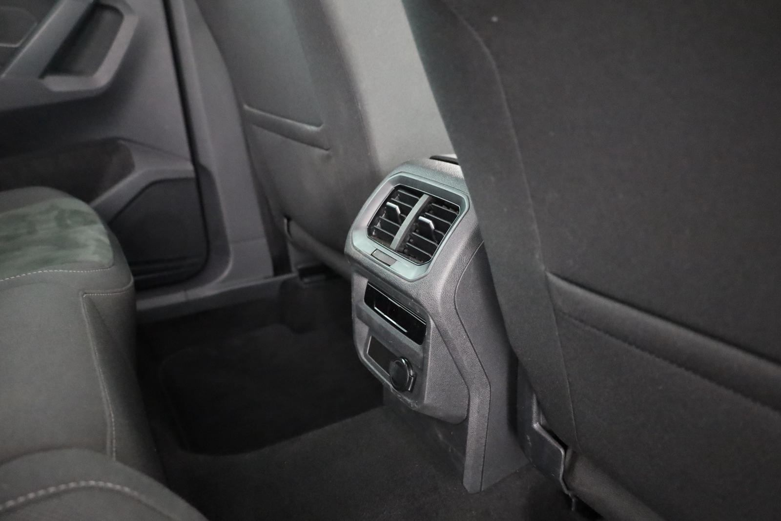 Volkswagen Tiguan 2.0 TDI 4M Elegance Standheizung AHK ACC, миниатюра 29
