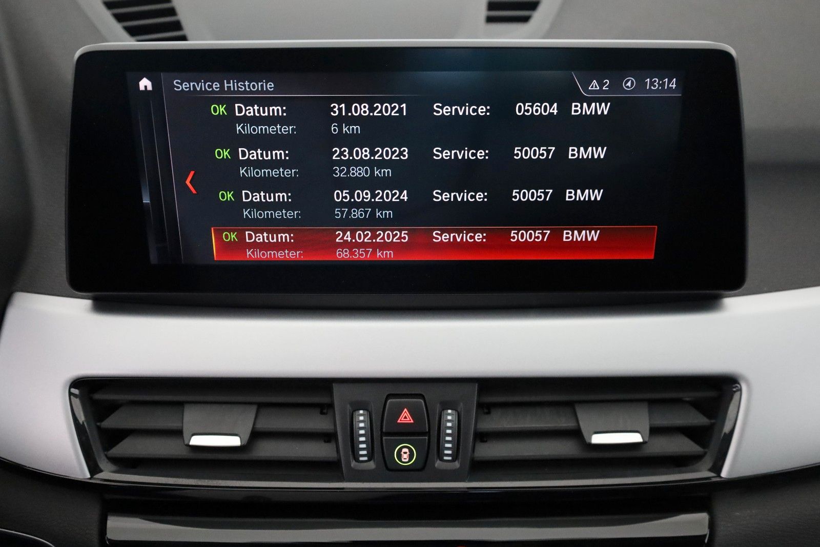 Fahrzeugabbildung BMW X1 xDrive 25e Advantage Leder,Navi,LED,Kamera,SH
