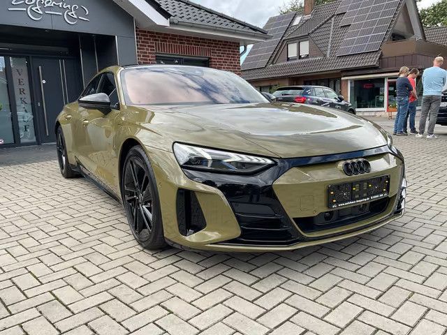 Fahrzeugabbildung Audi RS e-tron GT quattro,Voll Ausstattung,UPE175.500