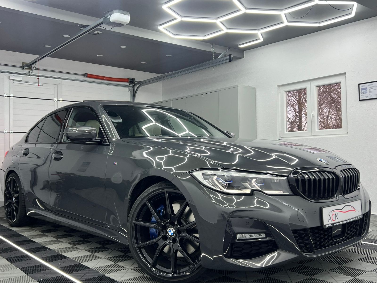 Fahrzeugabbildung BMW 330 d Lim. M SPORT/LASER/H&K/HuD/ACC/eGSD/LIVE