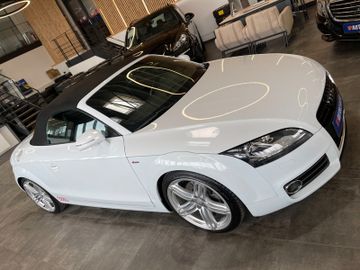 Audi TT Roadster 2.0 TFSI *BI-XENON*NAVI*PDC*LEDER*