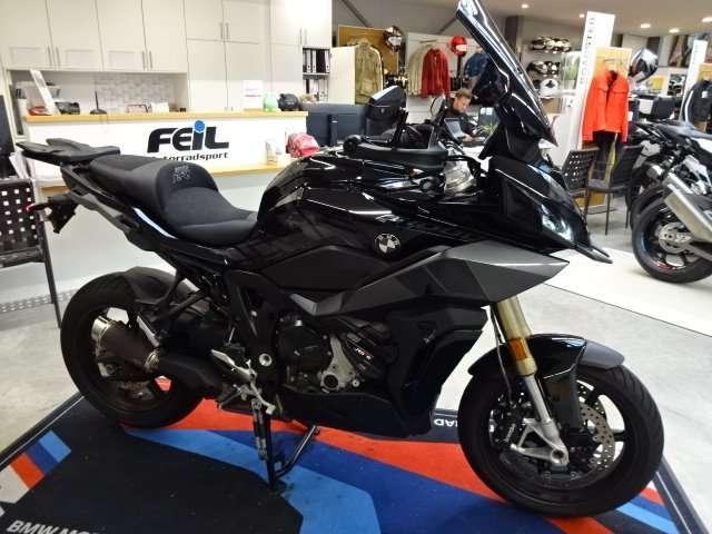 BMW S 1000 XR Triple Black