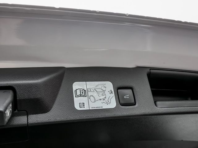 Ford Kuga ST-Line X HUD AHK klapp. Navi Digi-Cockpit